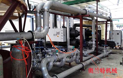 奧蘭特佛山螺桿式冷水機介紹及培訓現(xiàn)場